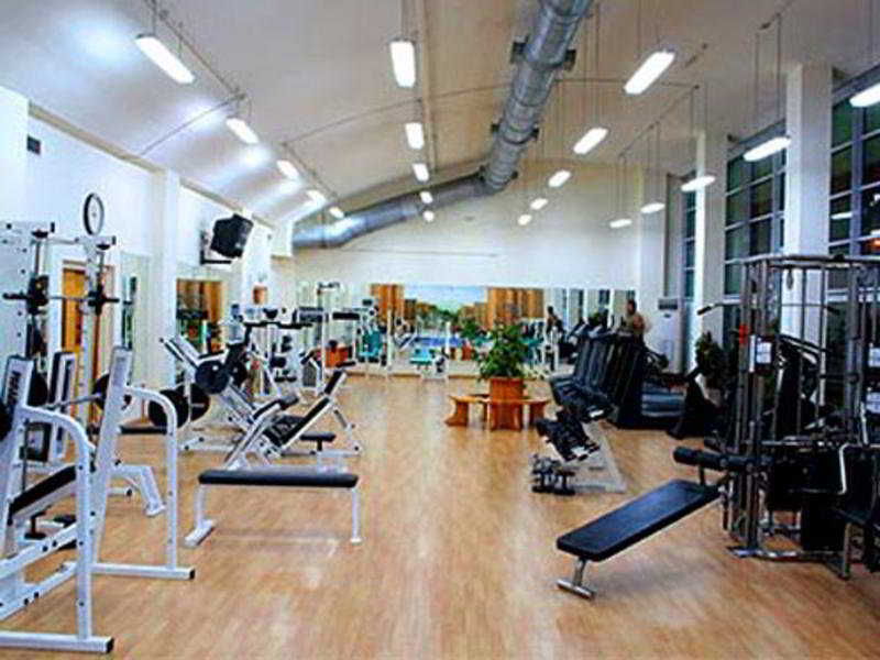 Quality Inn Tripoli Экстерьер фото
